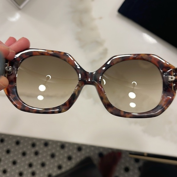 Tortoise Shell Sunglasses - Picture 8 of 9
